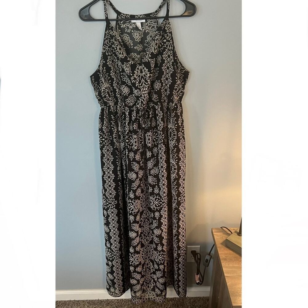 Liz Lange Maternity Sleeveless Maxi Dress Women's Size Small Black & White Print - Picture 1 of 7